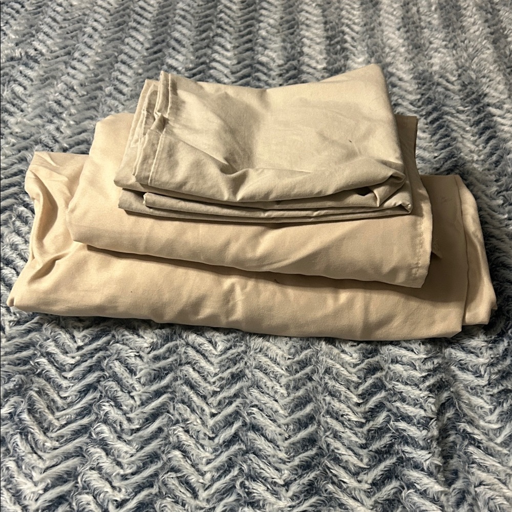 Set of Cream and Tan Bed Sheets